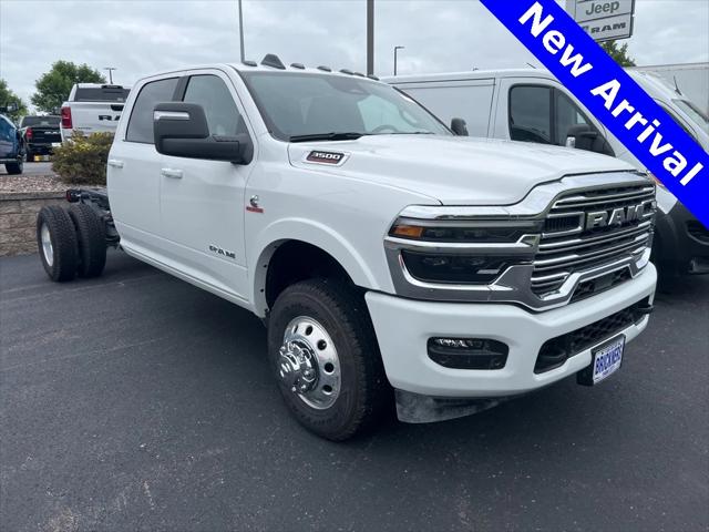 2025 RAM 3500 Chassis Tradesman/Big Horn