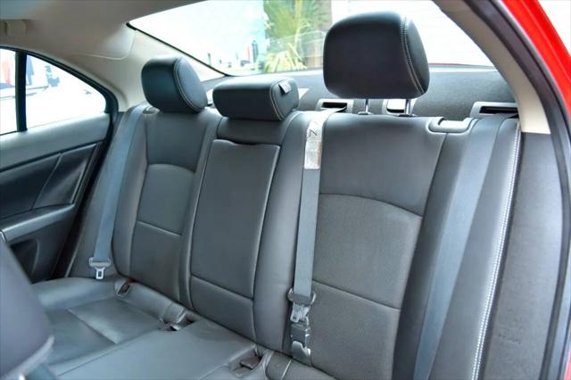 2013 Suzuki Kizashi Sport SLS