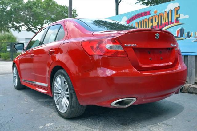 2013 Suzuki Kizashi Sport SLS