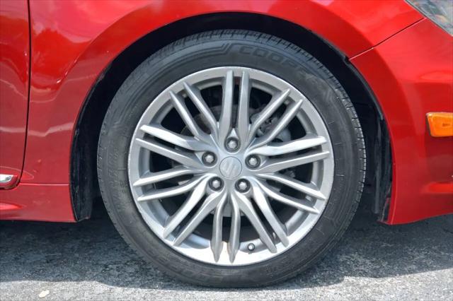 2013 Suzuki Kizashi Sport SLS