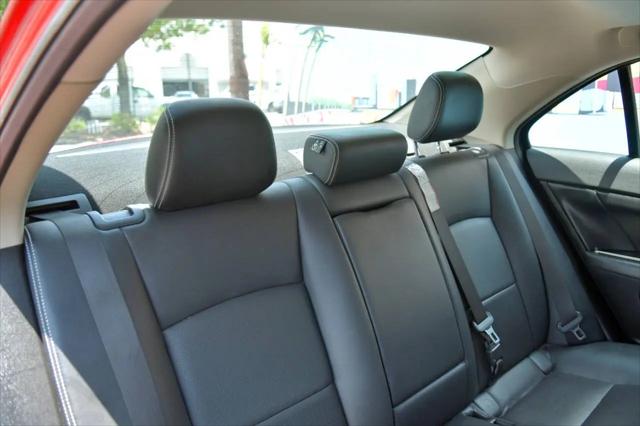 2013 Suzuki Kizashi Sport SLS