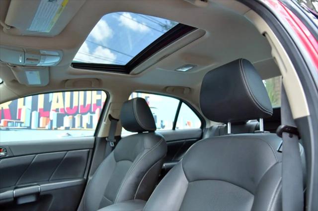 2013 Suzuki Kizashi Sport SLS