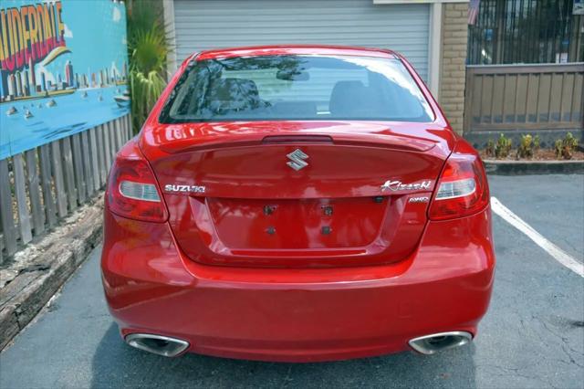 2013 Suzuki Kizashi Sport SLS