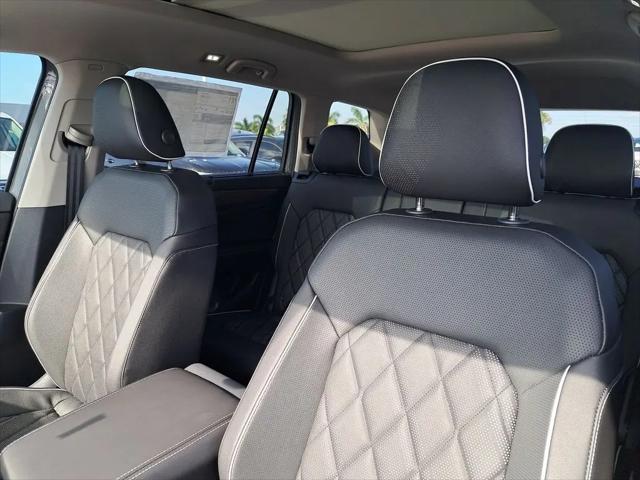 2025 Volkswagen Atlas 2.0T SEL Premium R-Line