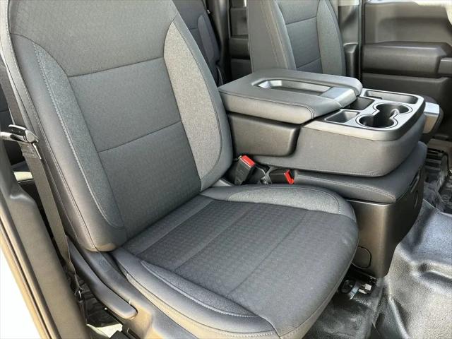 2025 GMC Sierra 2500HD 2WD Double Cab Standard Bed SLE