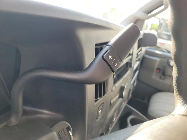2025 Chevrolet Express Cargo Van RWD 2500 Regular Wheelbase WT