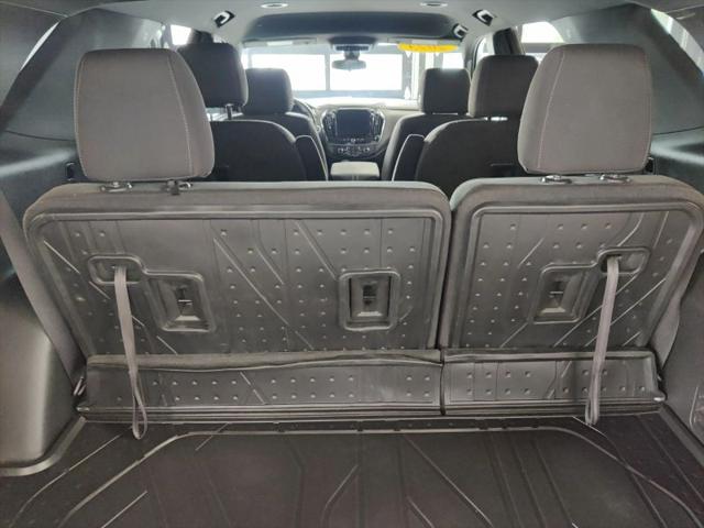 2023 Chevrolet Traverse AWD LT Cloth