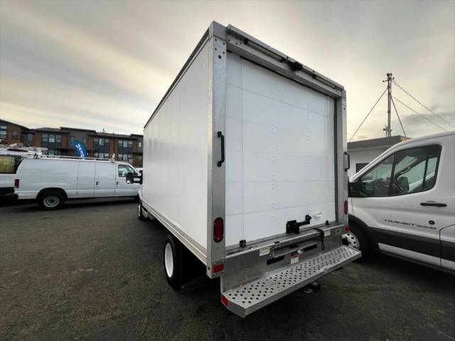 2018 Ford Transit Chassis Extended Length w/Dual Sliding Side Doors w/10 360-lb GVWR