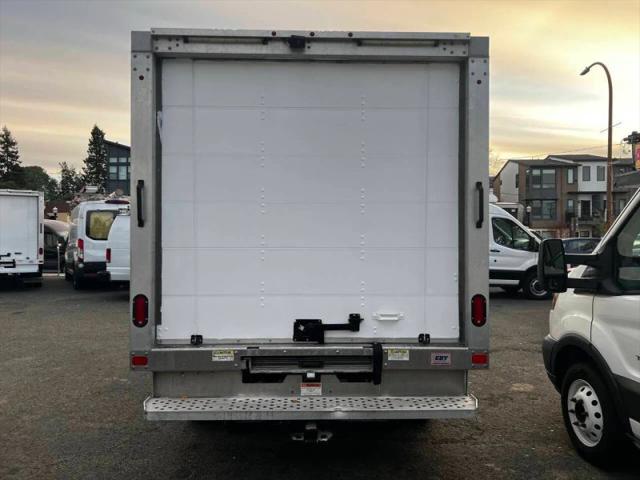2018 Ford Transit Chassis Extended Length w/Dual Sliding Side Doors w/10 360-lb GVWR