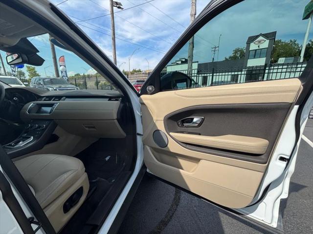 2019 Land Rover Range Rover Evoque SE Premium