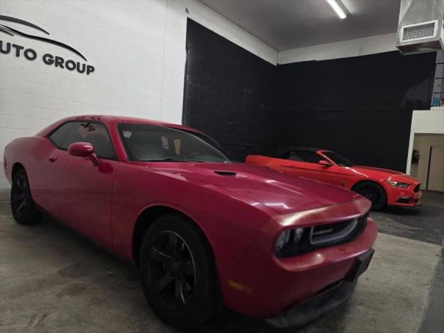 2012 Dodge Challenger SXT