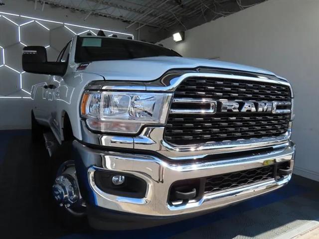 2024 Ram 3500 Big Horn Crew Cab 4x4 8' Box