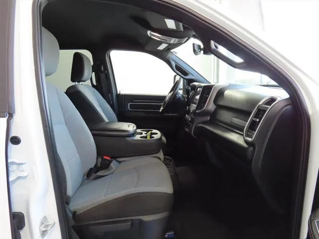 2024 Ram 3500 Big Horn Crew Cab 4x4 8' Box