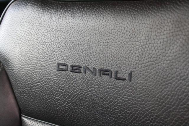 2023 GMC Yukon 4WD Denali