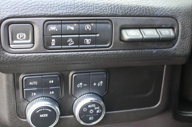 2023 GMC Yukon 4WD Denali