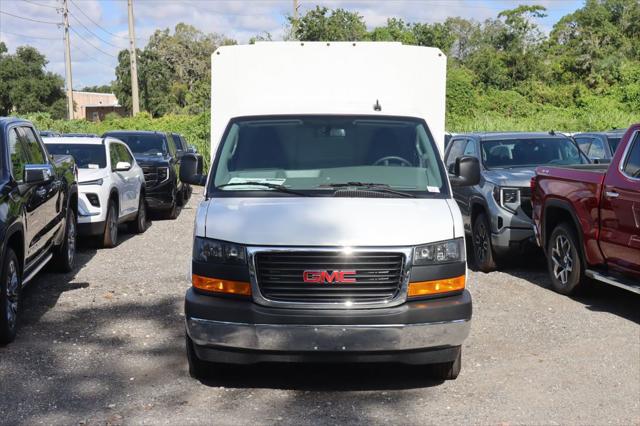 2025 GMC Savana Cutaway Work Van