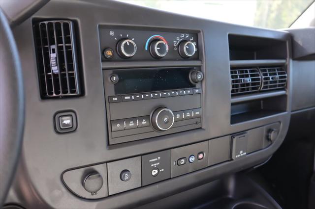 2025 GMC Savana Cutaway Work Van