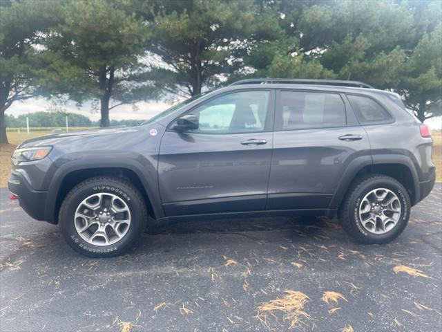 2022 Jeep Cherokee Trailhawk 4x4 2022 Jeep Cherokee Trailhawk 4x4