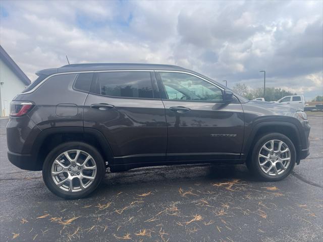 2022 Jeep Compass Latitude Lux 4x4