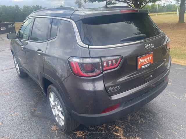 2022 Jeep Compass Latitude Lux 4x4