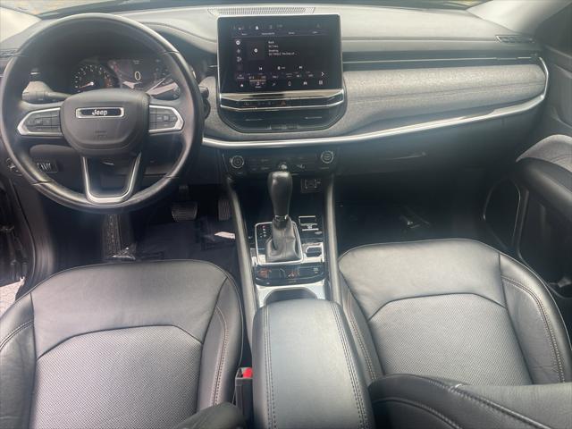 2022 Jeep Compass Latitude Lux 4x4
