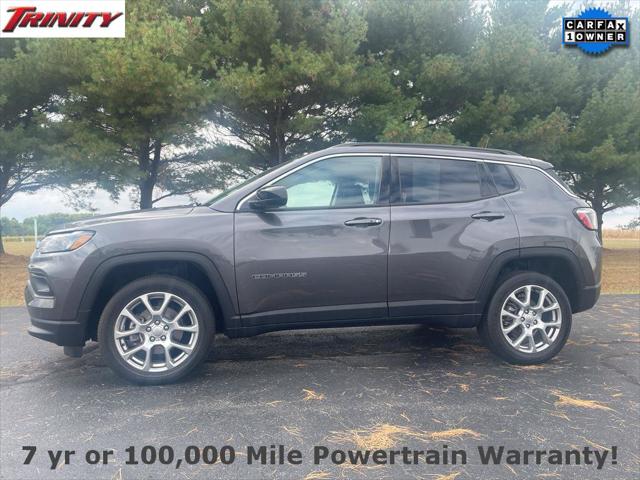 2022 Jeep Compass Latitude Lux 4x4 for sale in Taylorville, IL
