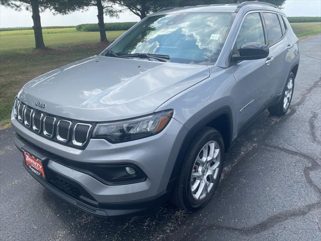 2022 Jeep Compass Latitude Lux 4x4 2022 Jeep Compass Latitude Lux 4x4