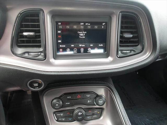 2023 Dodge Challenger SXT