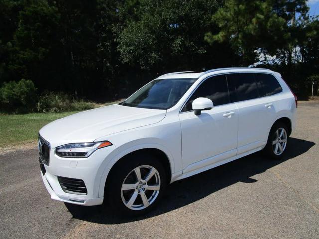 2021 Volvo XC90 T6 Momentum 7 Passenger