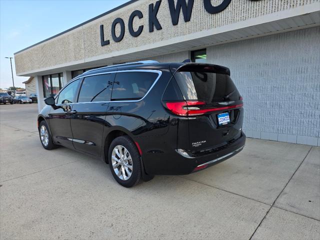 2021 Chrysler Pacifica Touring L AWD