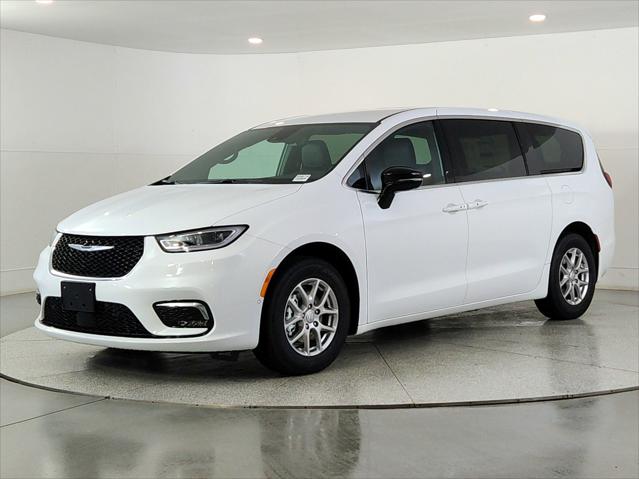 2025 Chrysler Pacifica PACIFICA SELECT
