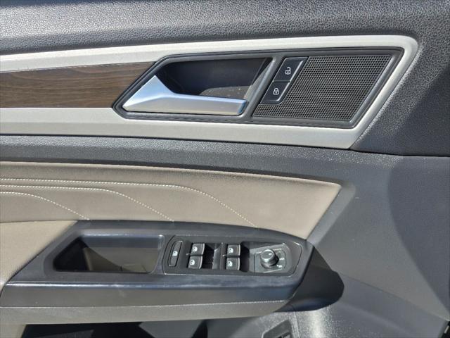 2021 Volkswagen Atlas 3.6L V6 SE w/Technology
