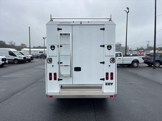 2026 Ford E-350 Cutaway Base