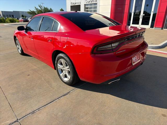 2022 Dodge Charger SXT RWD
