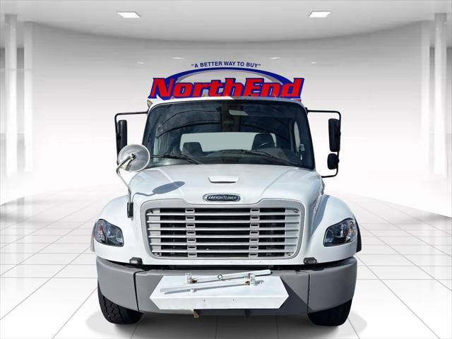 2016 Freightliner M2 106