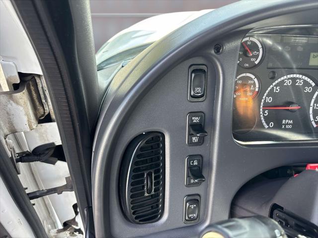 2016 Freightliner M2 106