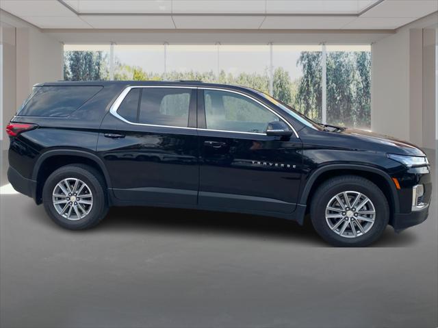 2022 Chevrolet Traverse AWD LT Leather