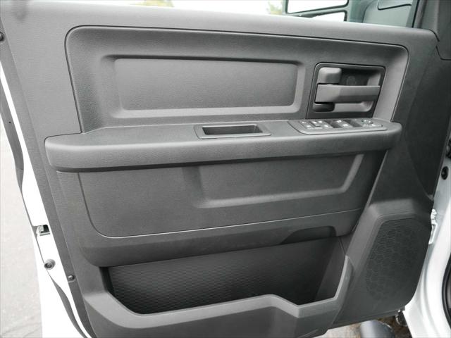 2026 Ram 3500 Tradesman Crew Cab 4x4 6'4" Box