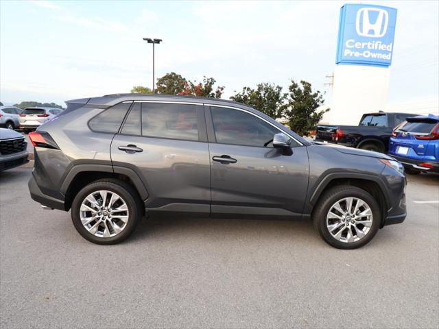 2024 Toyota RAV4 XLE Premium