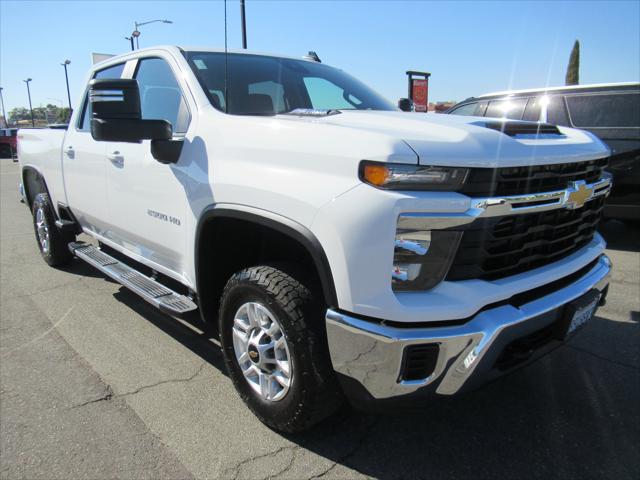 2024 Chevrolet Silverado 2500HD 4WD Crew Cab Standard Bed LT