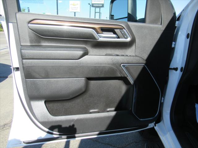 2024 Chevrolet Silverado 2500HD 4WD Crew Cab Standard Bed LT