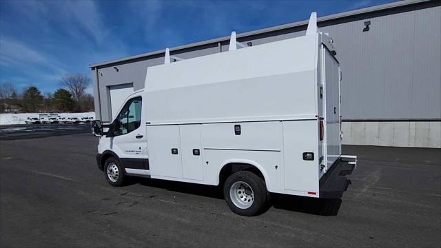 2025 Ford Transit Cutaway Unknown