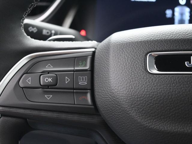 2025 Jeep Grand Cherokee GRAND CHEROKEE LAREDO 4X2