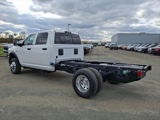 2026 RAM Ram 3500 Chassis Cab RAM 3500 TRADESMAN CREW CAB CHASSIS 4X4 60 CA