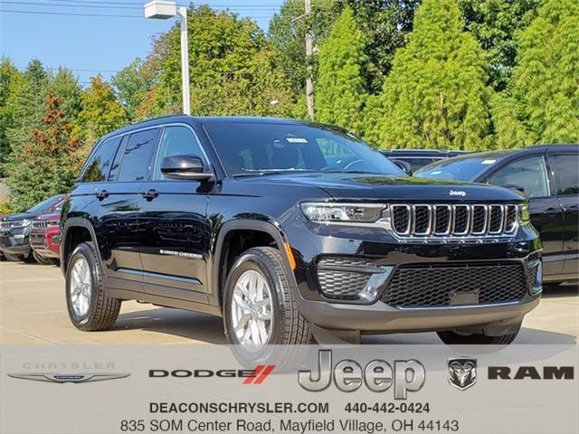 2025 Jeep Grand Cherokee GRAND CHEROKEE LAREDO X 4X4 2025 Jeep Grand Cherokee GRAND CHEROKEE LAREDO X 4X4