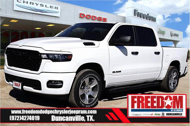 2026 RAM Ram 1500 RAM 1500 EXPRESS CREW CAB 4X4 57 BOX