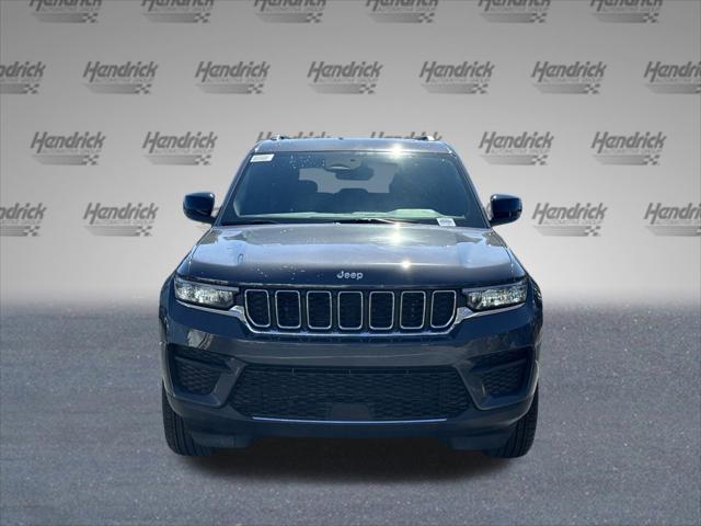 2025 Jeep Grand Cherokee GRAND CHEROKEE LAREDO X 4X2 2025 Jeep Grand Cherokee GRAND CHEROKEE LAREDO X 4X2