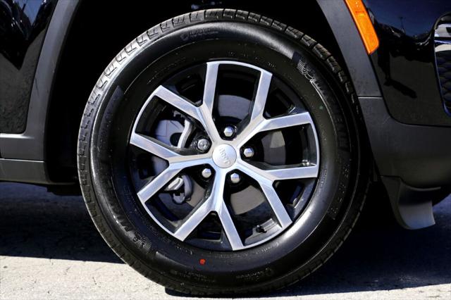 2025 Jeep Grand Cherokee GRAND CHEROKEE LIMITED 4X2