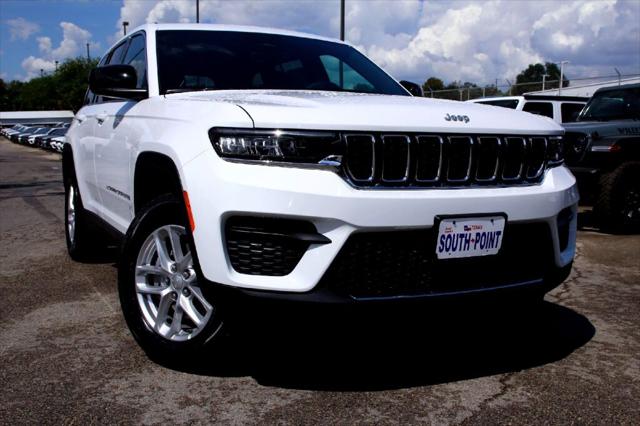 2025 Jeep Grand Cherokee GRAND CHEROKEE LAREDO X 4X4