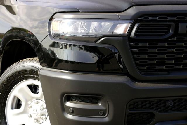 2025 RAM Ram 1500 RAM 1500 TRADESMAN QUAD CAB 4X2 64 BOX